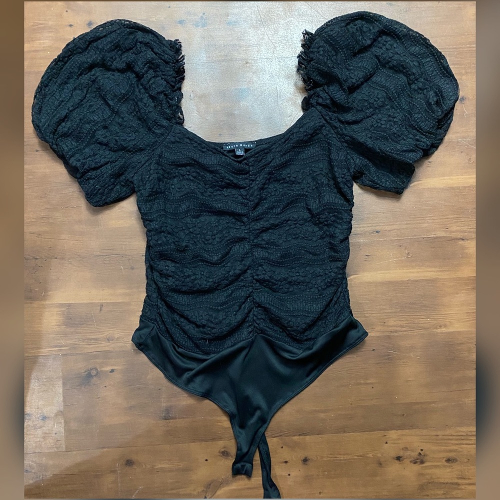 Haute monde statement sleeve lace bodysuit